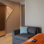 - The Niu, Hub Messe By Ihg 3* Düsseldorf