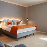 - The Niu, Hub Messe By Ihg Hotel