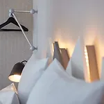 Hotel - The Niu, Hub Messe By Ihg Düsseldorf