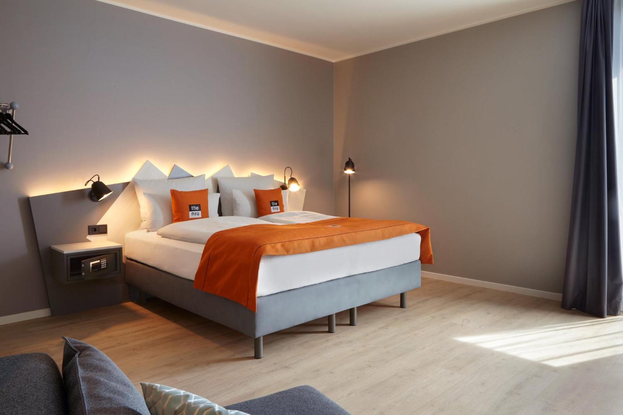 - The Niu, Hub Messe By Ihg Hotel