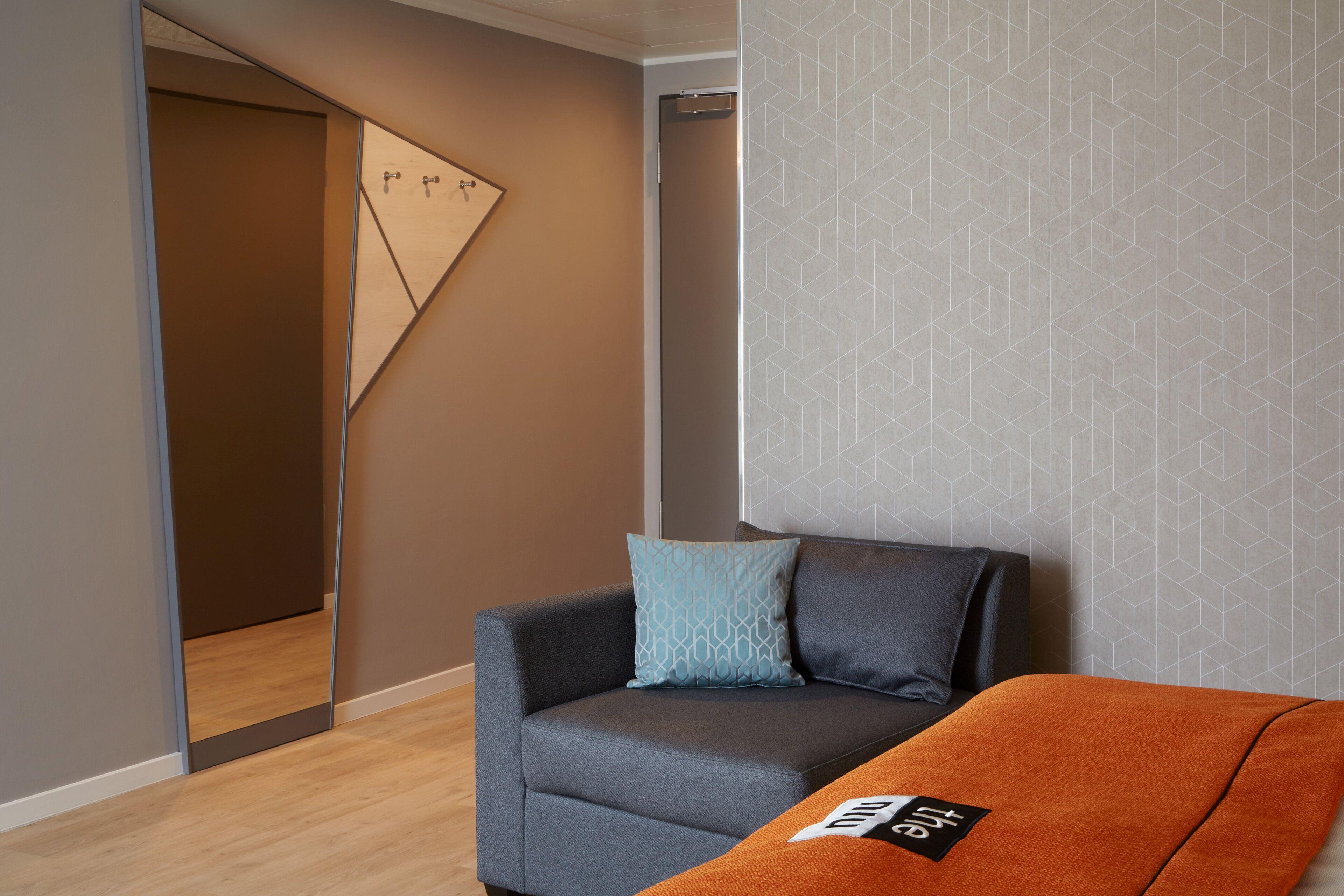 - The Niu, Hub Messe By Ihg Hotel 3*